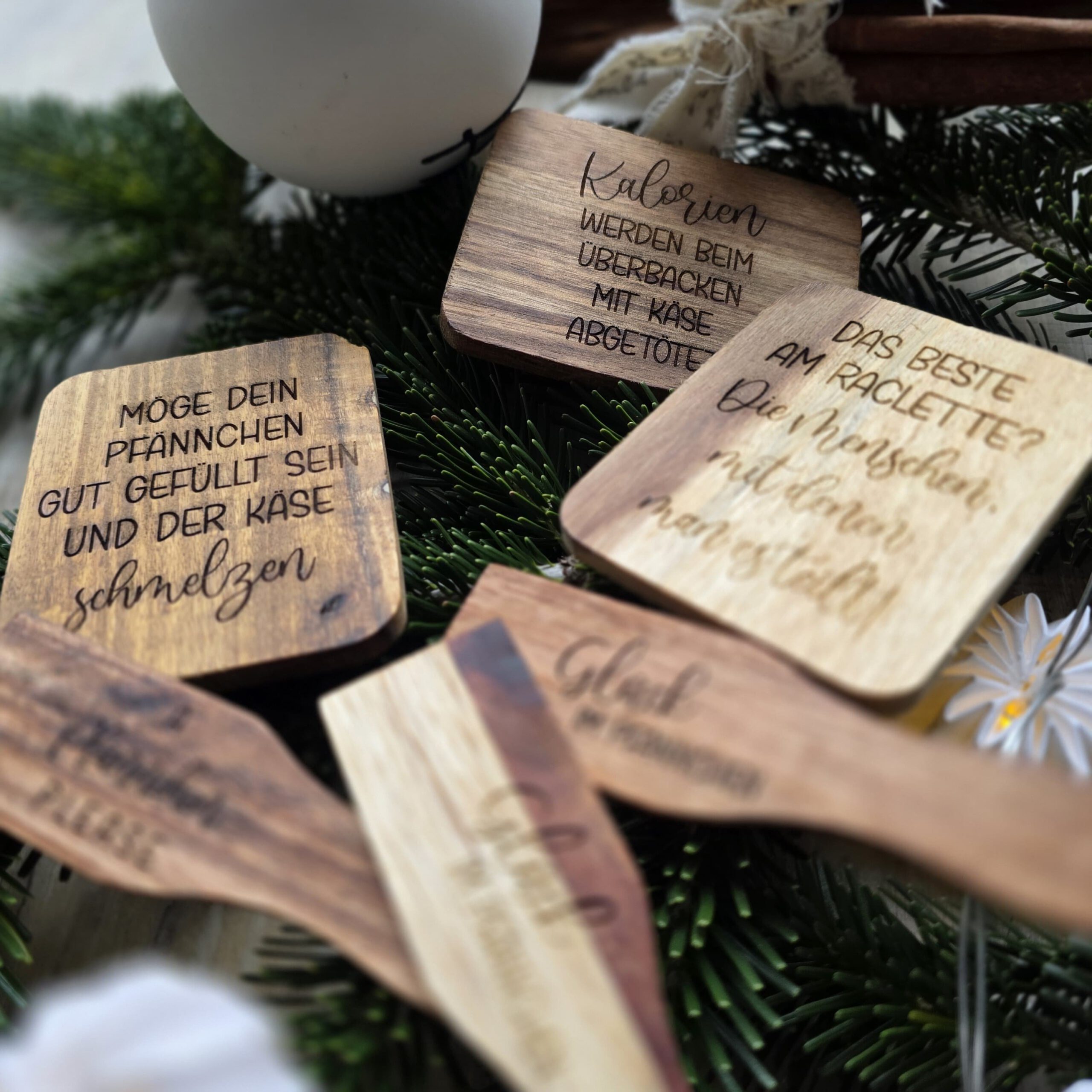 SVG Laser Datei Gravur Raclette Untersetzer Schaber lustig Geschenkidee Weihnachten Weihnachtsbundle Gravurbundle Pfännchen Pfanne – Bild 5