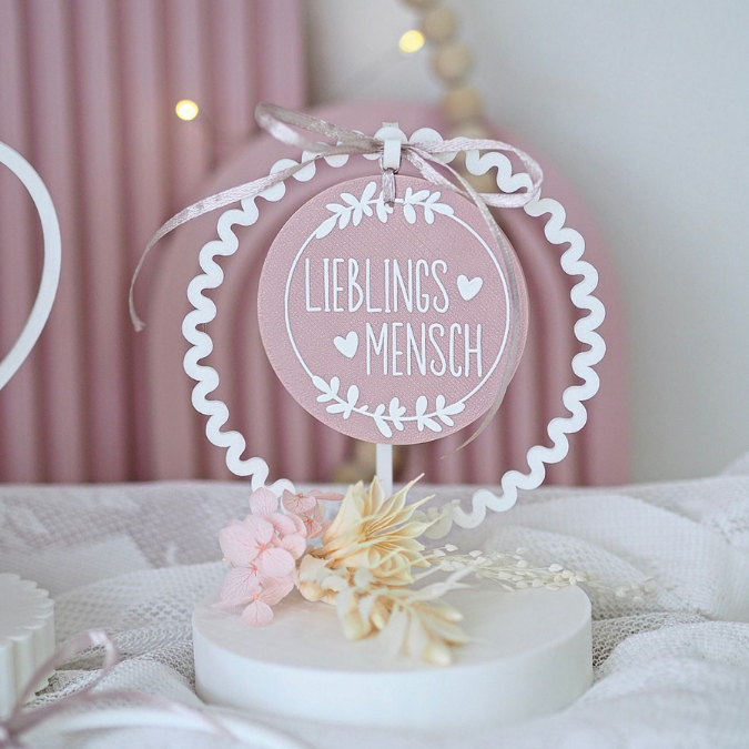 3D Druck Datei STL Aufhänger GRUNDSET Gestell inkl 2 Bodenplatten, 3 Kränzen und 3 Dekoscheiben als Blanko 3D-Druck Datei Mama Freundin Oma – Bild 8