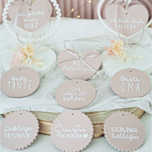 STL 3D Druck Datei Aufhänger 9er Set HERZENSMENSCHEN Dekoscheiben Geschenkanhänger passend zum Ständer im Shop 3D-Druck Datei Mama Freundin