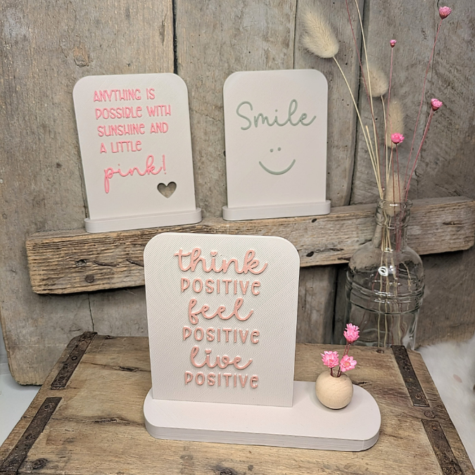 STL 3D Druck Datei Aufsteller positive quotes mit 3 Ständern und 4 Design Karten Schild Statement 3D-Druck Datei smile pink adventures – Bild 10