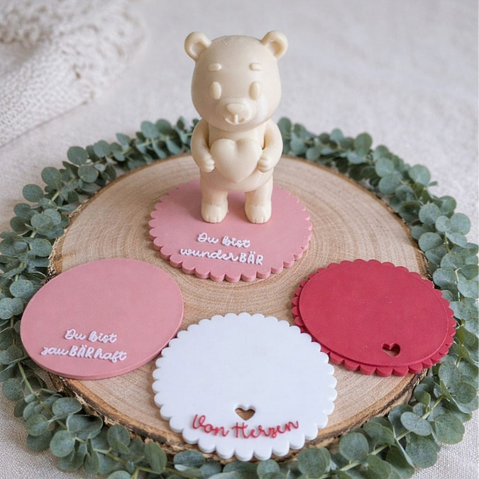 STL 3D Druck Datei Bär mit 9 Geschenkscheiben seperat druckbar Du bist wunderBÄR Du bist zauBÄRhaft auch für Gießteile 3D-Druck Datei