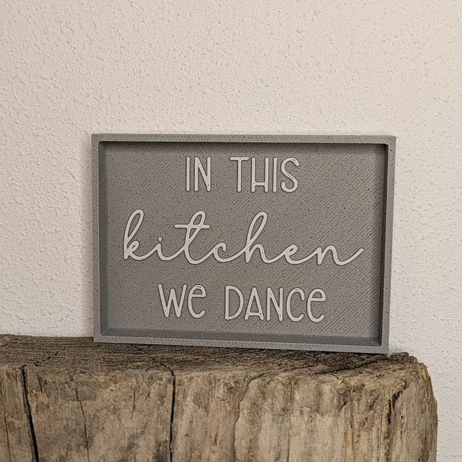 STL 3D Druck Datei Aufsteller Bild Bilderrahmen Schild Statement in this kitchen we dance 3D-Druck Datei Küche Kochen quotes – Bild 4