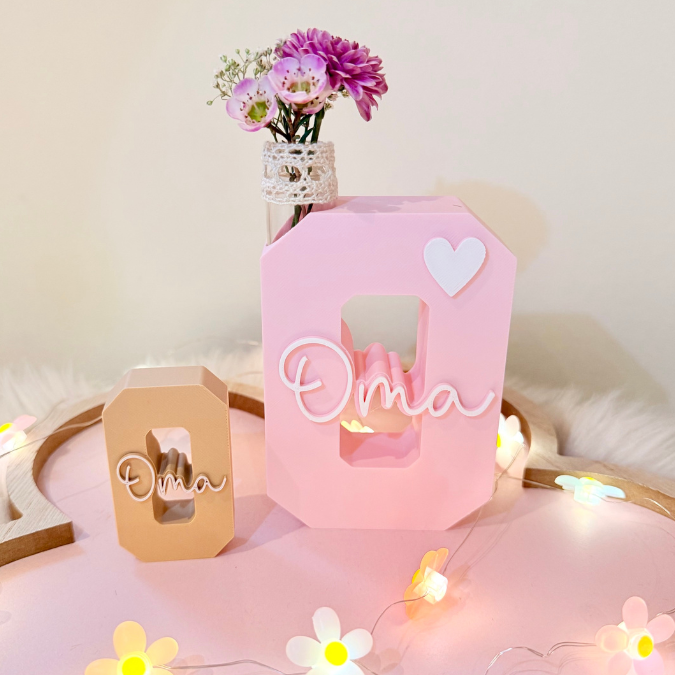 STL 3D Druck Datei Muttertag Buchstabe Statement Aufsteller O Oma 2er Set mit öffnung für Reagenzglas Blumen oder Kerze 3D-Datei – Bild 3