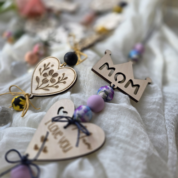 SVG Laserdatei Sonnenfänger Motive Anhänger Mama Mom 16 designs deutsch und englisch Muttertag Herz Blumen Mutter SVG Datei – Bild 18