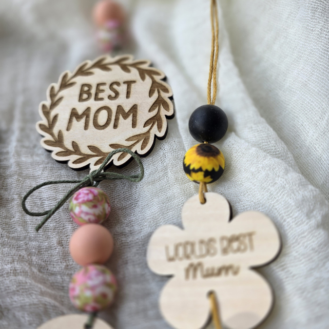 SVG Laserdatei Sonnenfänger Motive Anhänger Mama Mom 16 designs deutsch und englisch Muttertag Herz Blumen Mutter SVG Datei – Bild 19