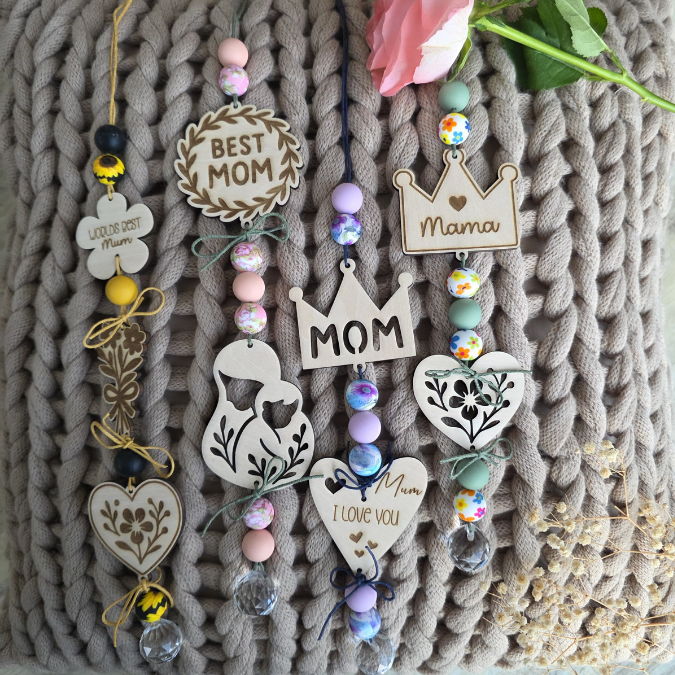 SVG Laserdatei Sonnenfänger Motive Anhänger Mama Mom 16 designs deutsch und englisch Muttertag Herz Blumen Mutter SVG Datei – Bild 15