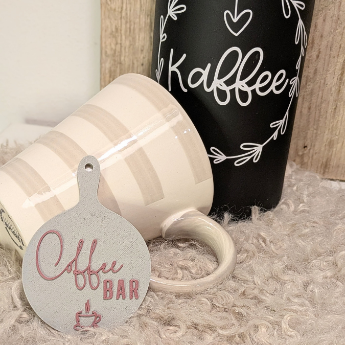 STL 3D Druck Datei Kaffee Dekobrett 4 Designs Deutsch und englisch Kaffee Liebe Kaffeelounge Kaffeebar Coffeelounge Küchendeko 3D-druck STL – Bild 8