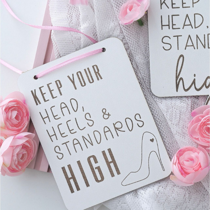 SVG Laserdatei Statement Schilder "Keep your head, heels and standards high" 2 Designs Geschenkidde für beste Freundin Frauen SVG-Datei – Bild 4