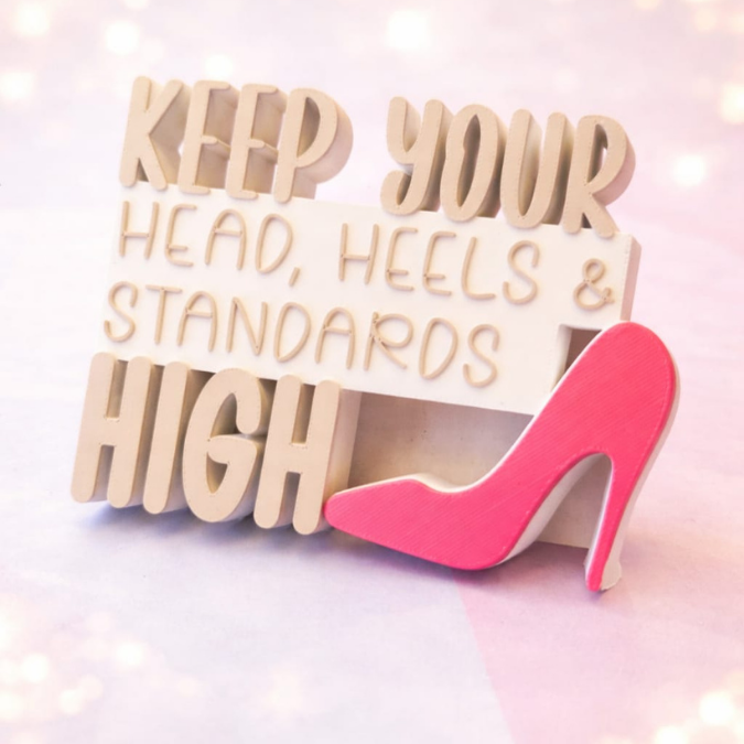 STL 3D Druck Datei 7 Designs High heel Schriftzug Statement Schild "Keep your head, heels and standards high" Coco Chanel 3D-Druck Datei – Bild 5