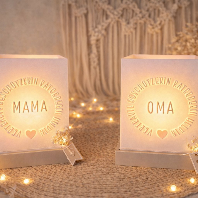 3D Druck Datei STL 2er Set Windlicht für beliebige LED Lichter Quadratisch Mama Oma Muttertag inkl Sockel 120x120mm 3D-Druck – Bild 5