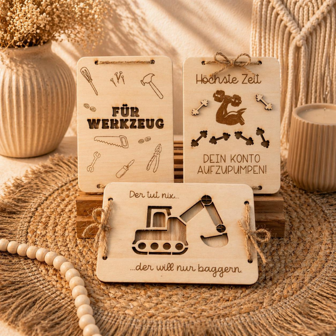 SVG Laserdatei Männer Geldgeschenk Verpackung für Geld 10 Designs Gutscheinkarten Vatertag LKW Bagger Playstation Werkzeug Hantel SVG-Datei – Bild 19