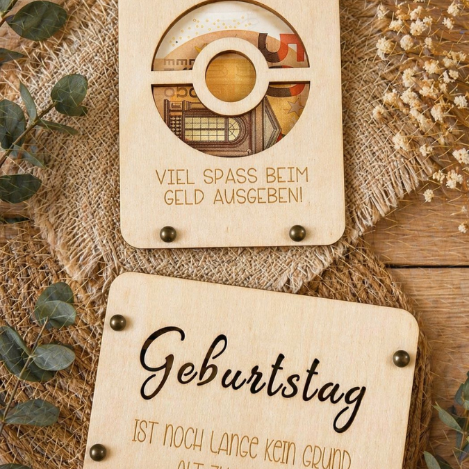 SVG Laserdatei Männer Geldgeschenk Verpackung für Geld 10 Designs Gutscheinkarten Vatertag LKW Bagger Playstation Werkzeug Hantel SVG-Datei – Bild 11