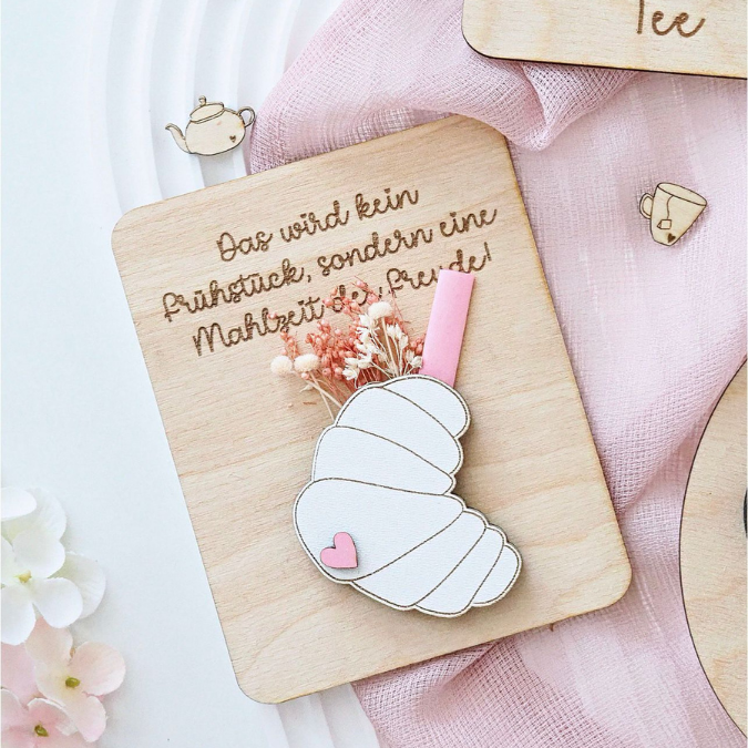 SVG Laserdatei Einladung zum Frühstück Karten für Blumen Gutscheine Brunch Mittagessen Lunch Frenchtoast Croissant Tee Kaffee SVG Datei – Bild 13