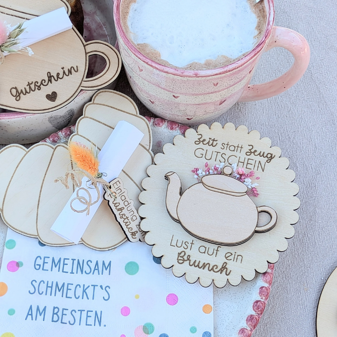 SVG Laserdatei Einladung zum Frühstück Karten für Blumen Gutscheine Brunch Mittagessen Lunch Frenchtoast Croissant Tee Kaffee SVG Datei – Bild 27