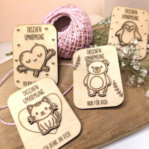 SVG Laserdatei Tschenumarmung Mitbringsel Muttertag Oma Beste Freundin Mama Kleinigkeit Geschenk Großmutter Geschenkidee SVG Datei