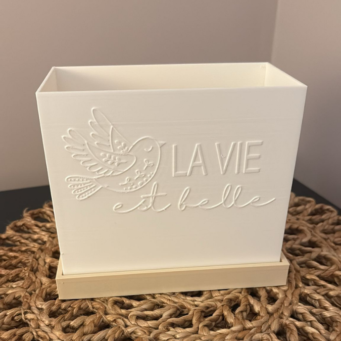 1 3D Druck Datei STL Rechteckig Windlicht für beliebige LED Lichter "La vie est belle" mit Vogel inkl Sockel 180x100mm – Bild 7