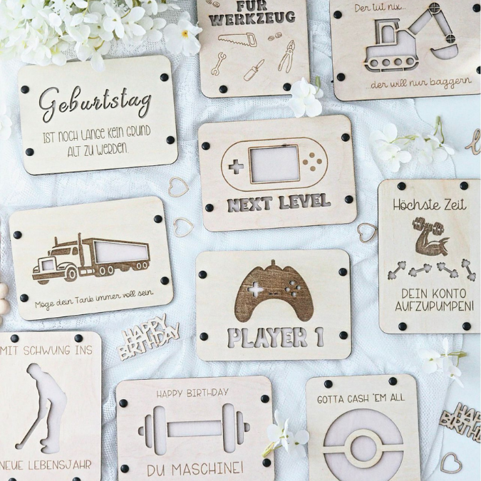 SVG Laserdatei Männer Geldgeschenk Verpackung für Geld 10 Designs Gutscheinkarten Vatertag LKW Bagger Playstation Werkzeug Hantel SVG-Datei – Bild 22