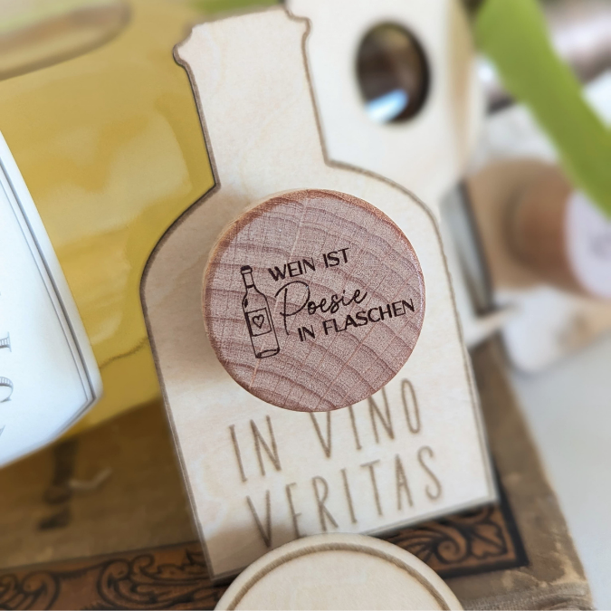 SVG Laserdatei 16 Designs Weinkorken Halter für Korken Wein SB Lädchen Schrankladen Korkenhalter Verpackung für Korken SVG Datei – Bild 24