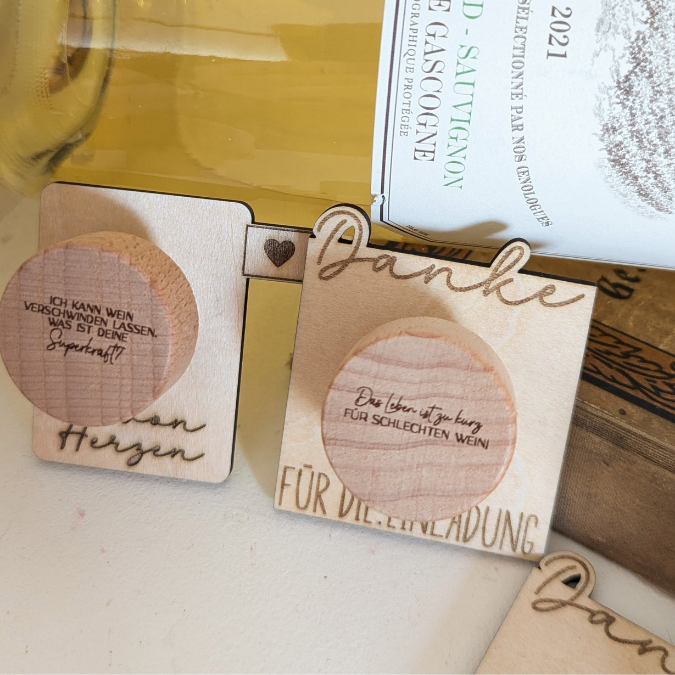 SVG Laserdatei 16 Designs Weinkorken Halter für Korken Wein SB Lädchen Schrankladen Korkenhalter Verpackung für Korken SVG Datei – Bild 12