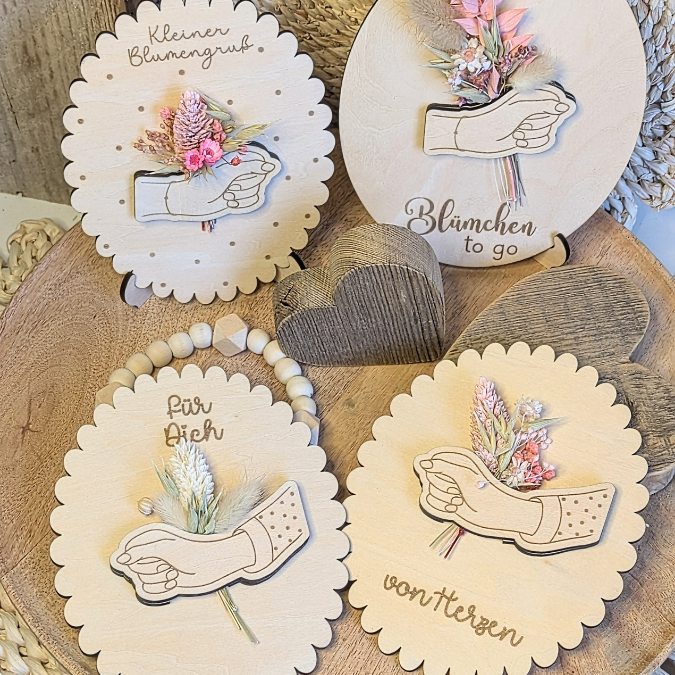 SVG Laserdatei Geschenk Karten für Blumen Gutscheine Liebesbrief Hand blumenstrauß Trockenblumen Postkarten Grußkarten SVG Datei – Bild 3