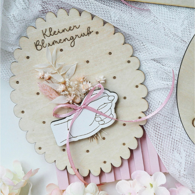 SVG Laserdatei Geschenk Karten für Blumen Gutscheine Liebesbrief Hand blumenstrauß Trockenblumen Postkarten Grußkarten SVG Datei – Bild 8
