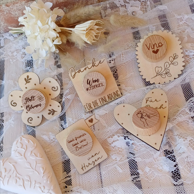 SVG Laserdatei 16 Designs Weinkorken Halter für Korken Wein SB Lädchen Schrankladen Korkenhalter Verpackung für Korken SVG Datei – Bild 3