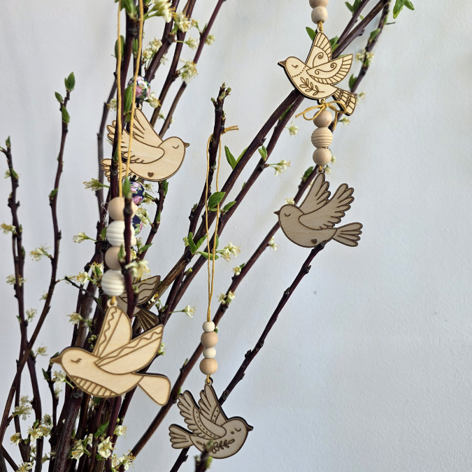 SVG Laserdatei Vögel Vogel Vögelchen Sonnenfänger Frühling Sommer Anhänger Geschenkanhänger viele designs mit 1 & 2 Löchern SVG-Datei – Bild 6