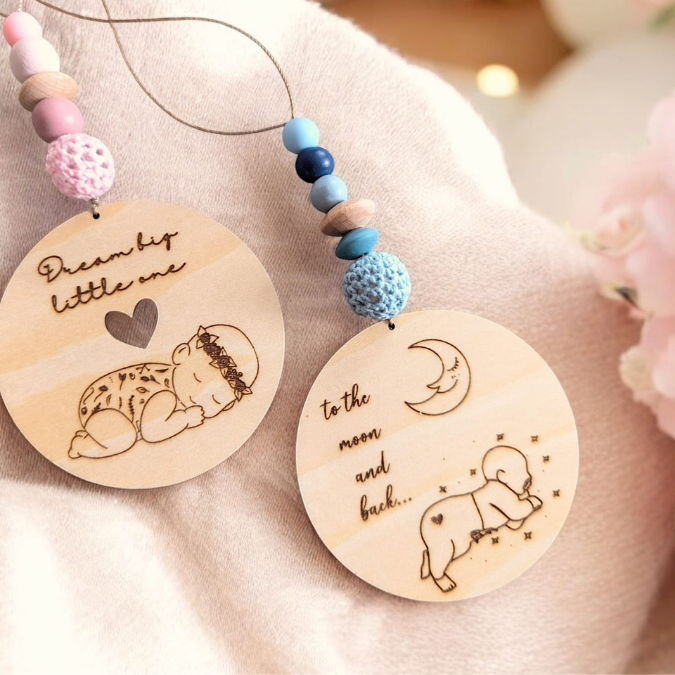 SVG Datei Laserdatei Baby Holzscheiben 3 Designs Babybett Kinderzimmerdeko to the moon and bacl sweet dreams Geburt – Bild 10