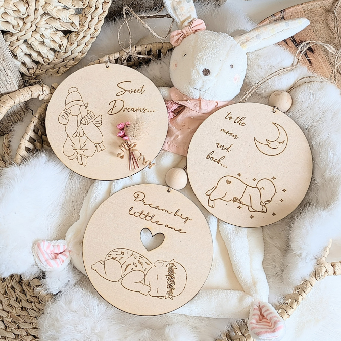 SVG Datei Laserdatei Baby Holzscheiben 3 Designs Babybett Kinderzimmerdeko to the moon and bacl sweet dreams Geburt – Bild 14