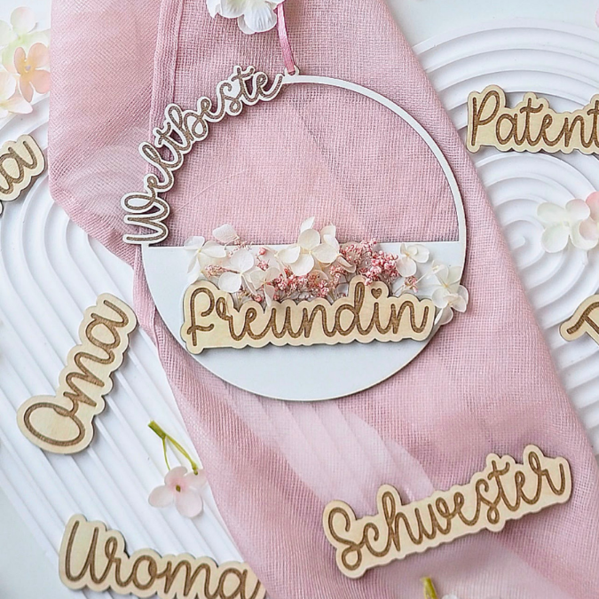 7 Designs Weltbeste... Kranz zum füllen mit Blumen oder Geld freundin Schwester Patentante Muttertag Freundschaft Mama OmaSVG Laserdatei – Bild 12