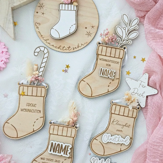 1 SVG Laser Datei Weihnachten Socke zum füllen mit Geld, Gutscheinen, Wünschen personalisierbar Winter Hygge home Laserdatei Weihnachtssocke – Bild 5