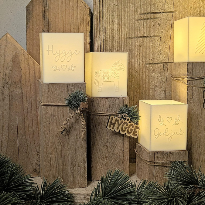 3D Druck Datei STL 4er Set Hygge Dala Skandi Windlicht für LED Lichter eckig SKALIERBAR Herbst Winter Weihnachten Klötzchenwindlicht – Bild 7